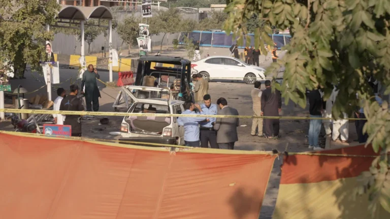 Suicide Blast Outside Islamabad Court Kills 12, Injures Dozens